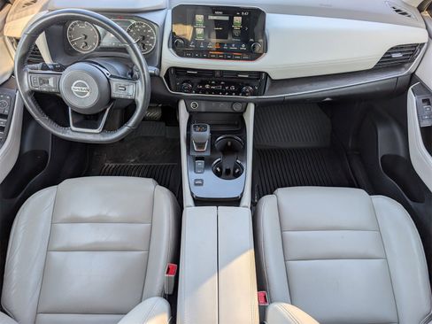 Used 2021 Nissan Rogue SL w/ Premium Package image 5