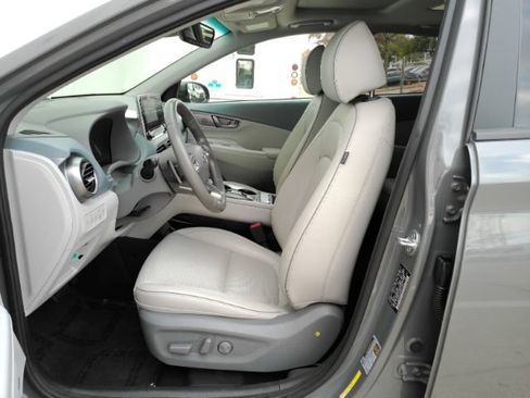 Used 2021 Hyundai Kona Ultimate image 12