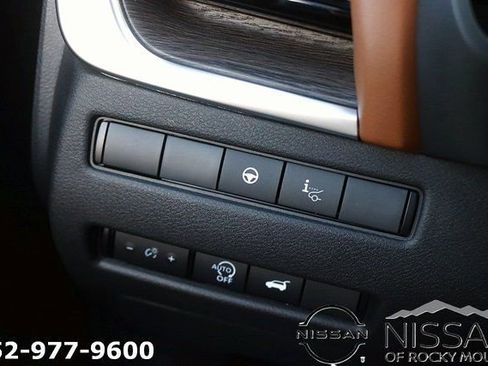 New 2026 Nissan Rogue Platinum w/ Platinum Premium Package AWD/4WD image 25