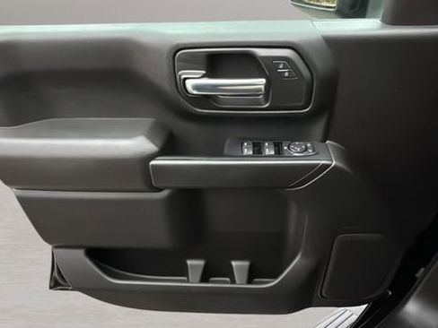 Certified 2024 Chevrolet Silverado 2500 Custom w/ Custom Convenience Package image 17