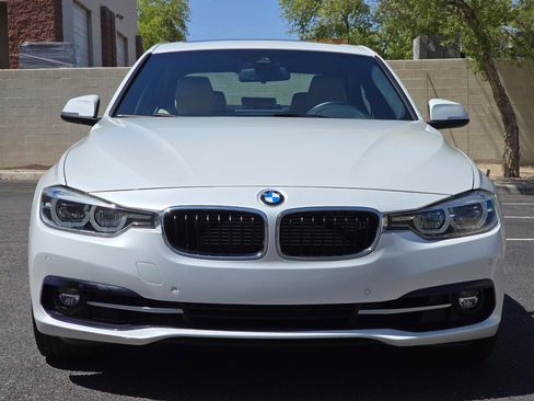 Used 2017 BMW 330e image 4