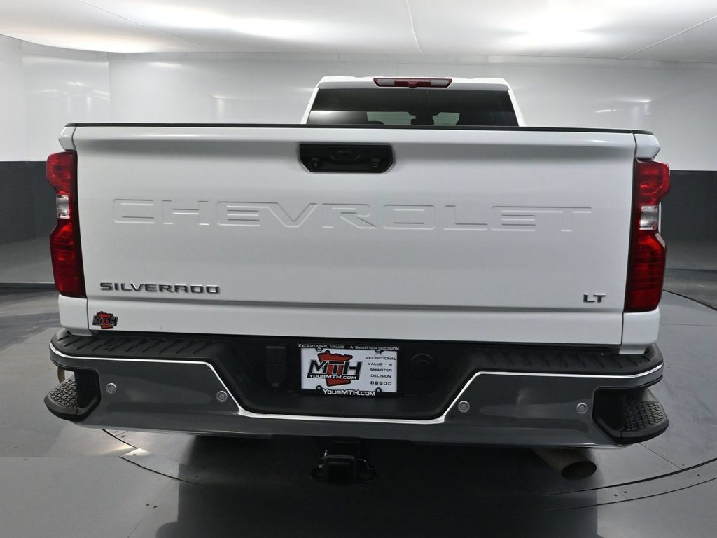 Used 2025 Chevrolet Silverado 3500 LT w/ Safety Package AWD/4WD image 5
