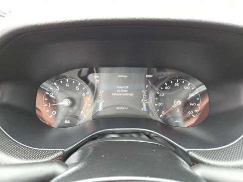 Used 2025 Jeep Compass Trailhawk image 14