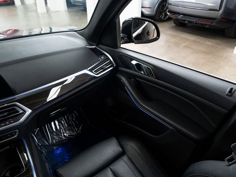 Used 2019 BMW X5 xDrive40i w/ Convenience Package image 11