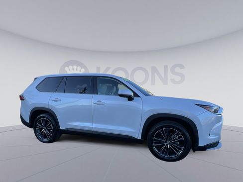 Used 2024 Toyota Grand Highlander MAX Platinum image 7