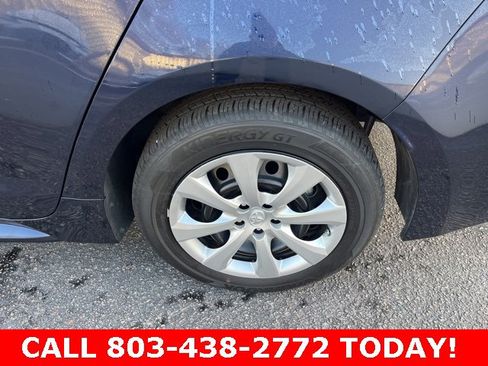 Used 2024 Toyota Corolla LE image 30