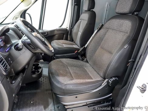 Used 2023 RAM ProMaster 2500 FWD image 7