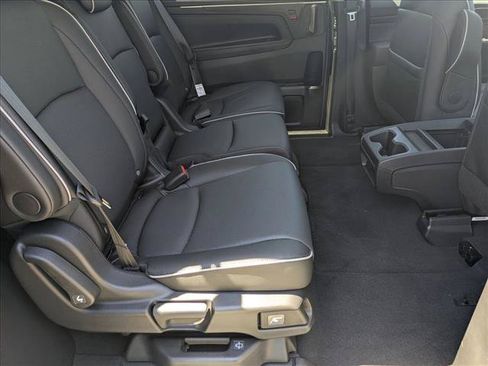 Used 2026 Honda Odyssey Elite image 23
