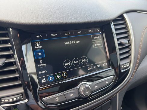Used 2018 Chevrolet Trax LS w/ LPO, Cargo Package AWD/4WD image 17