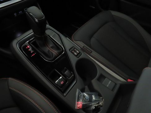 New 2025 Subaru Crosstrek 2.5i Limited w/ Crosstrek Mirror Package image 17