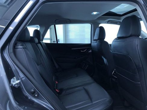 Used 2022 Subaru Outback Limited w/ Popular Package #2 image 21