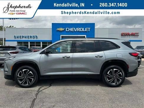 Used 2025 Buick Enclave Sport Touring AWD/4WD image 1