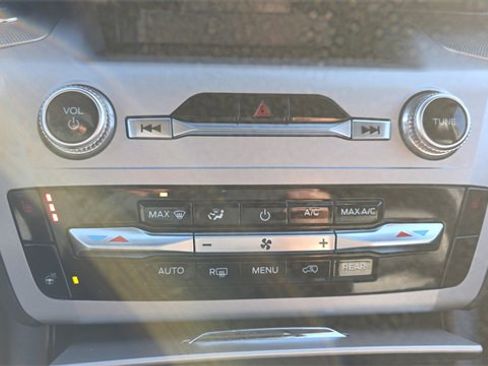 Used 2023 Ford Explorer XLT w/ Equipment Group 202A image 20