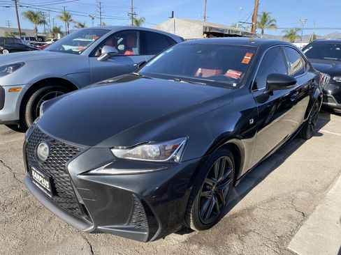 Used 2019 Lexus IS 300 F Sport w/ F Sport Package image 3