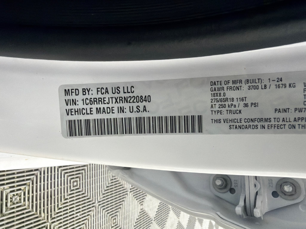 Used 2024 RAM 1500 Laramie RWD image 33