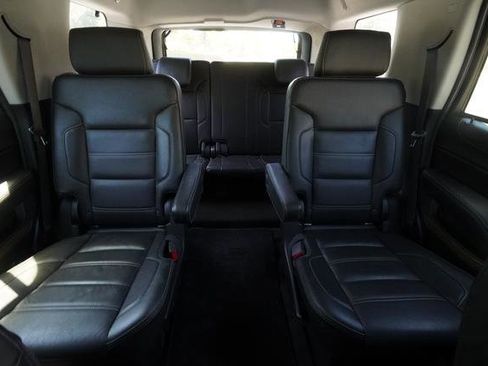 Used 2018 GMC Yukon Denali RWD image 34