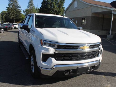 Used 2022 Chevrolet Silverado 1500 LT image 5