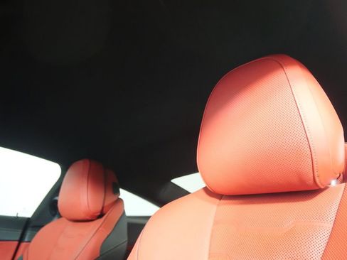 Certified 2024 BMW M850i xDrive Coupe w/ Driving Assistance Package image 11