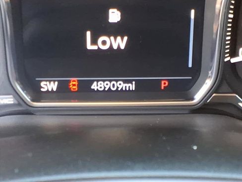 Used 2021 GMC Sierra 1500 AT4 w/ AT4 Premium Package image 18