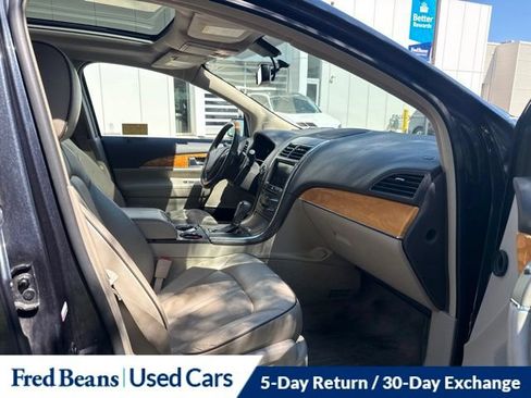 Used 2014 Lincoln MKX AWD w/ Equipment Group 102A image 23