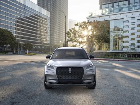 New 2026 Lincoln Corsair Reserve w/ Jet Appearance Package AWD/4WD image 6