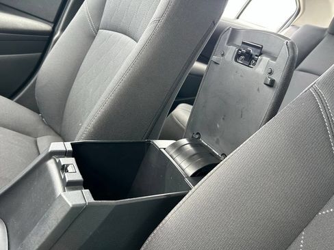 Used 2024 Toyota Corolla LE FWD image 36