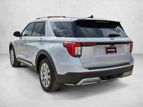 New 2026 Ford Explorer Platinum image 9