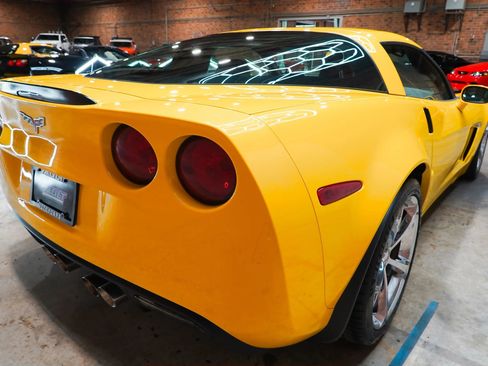 Used 2013 Chevrolet Corvette Grand Sport w/ 3LT Preferred Equipment Group RWD image 17