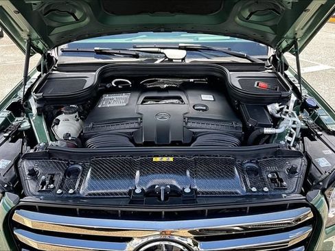 Certified 2025 Mercedes-Benz GLS 580 4MATIC image 31