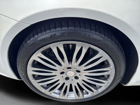 Used 2017 Mercedes-Benz S 550 Sedan image 23