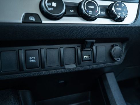 Used 2023 Toyota Tacoma SR image 25