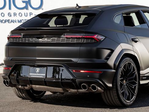 Used 2025 Lamborghini Urus SE AWD/4WD image 7