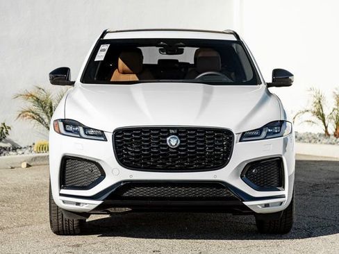 New 2026 Jaguar F-PACE R-Dynamic S image 3
