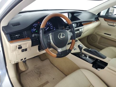 Used 2014 Lexus ES 300h image 11