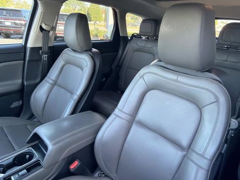 Certified 2023 Lincoln Corsair FWD w/ Equipment Group 101A image 15