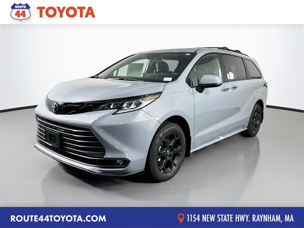 New 2026 Toyota Sienna XLE Woodland Edition AWD/4WD image 1