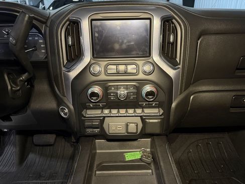 Used 2020 GMC Sierra 2500 SLE w/ SLE Convenience Package AWD/4WD image 9