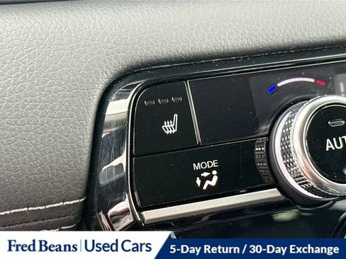 Used 2024 Honda Pilot Touring image 26