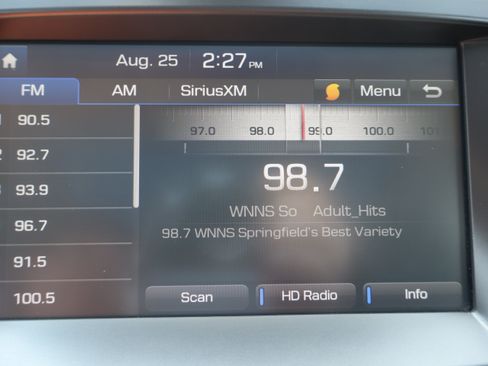 Used 2018 Hyundai Santa Fe Limited FWD image 20
