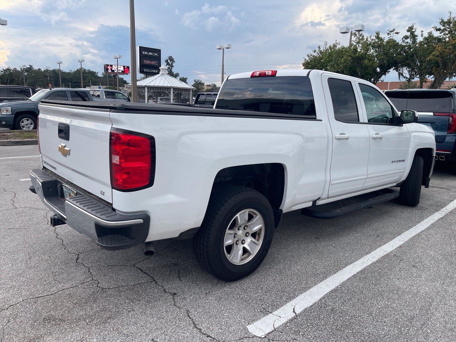 Used 2017 Chevrolet Silverado 1500 LT w/ All Star Edition RWD image 6