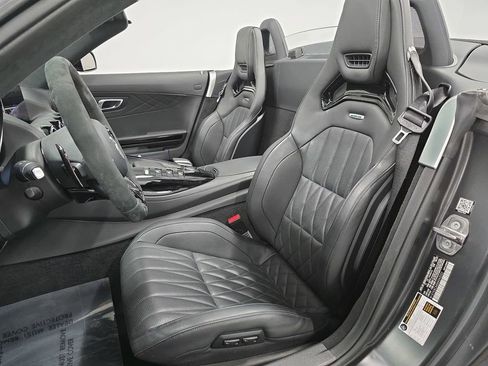 Used 2021 Mercedes-Benz AMG GT Roadster image 5