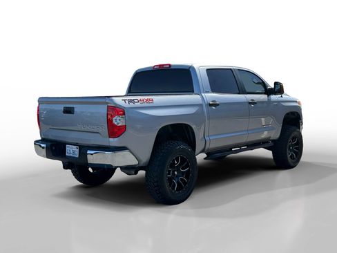Used 2016 Toyota Tundra SR5 w/ TRD Off Road Package AWD/4WD image 5