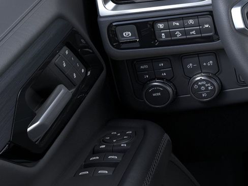 New 2026 GMC Yukon XL Denali image 22