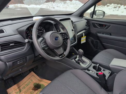 Certified 2025 Subaru Forester Premium image 10