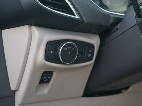 Used 2020 Lincoln Nautilus Reserve w/ Equipment Group 201A AWD/4WD image 23