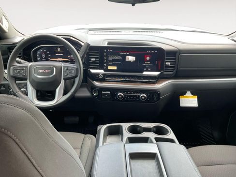 Certified 2026 GMC Sierra 1500 Elevation AWD/4WD image 10