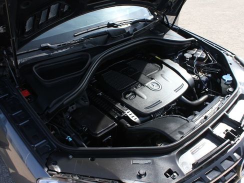 Used 2015 Mercedes-Benz ML 350 4MATIC image 59