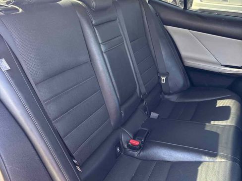 Used 2015 Lexus IS 250 RWD image 12