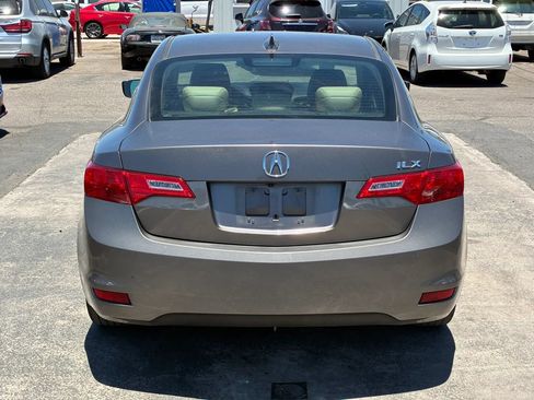 Used 2014 Acura ILX w/ Premium Package FWD image 6