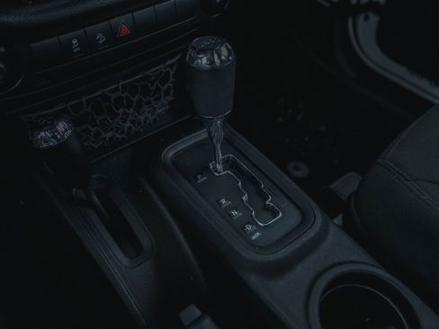 Used 2015 Jeep Wrangler Sport w/ Quick Order Package 24S image 20